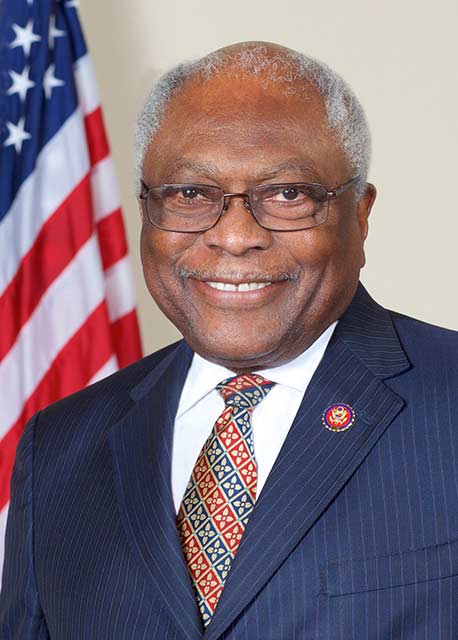 Official portrait of Congressman Clyburn in front of the American flag.